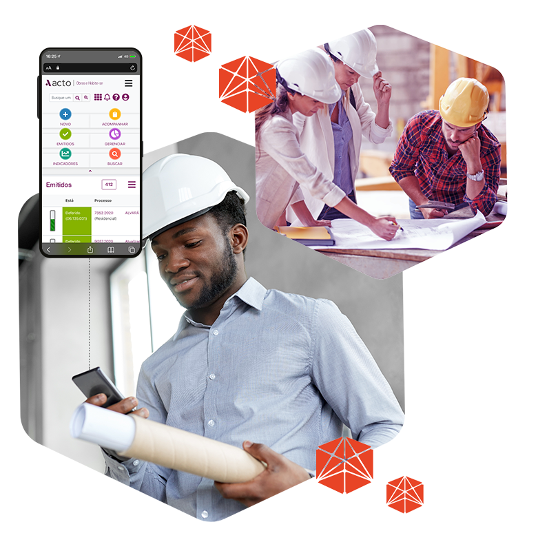 Pessoas com capacete de construção civil ao redor de uma mesa, avaliando projeto e homem com capacete de construção civil olhando tela de celular